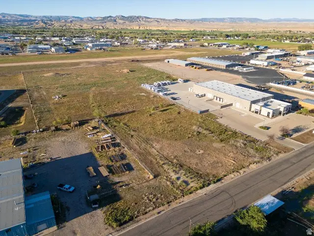 1223 E 1000 S #2, Vernal, UT 84078 - #3