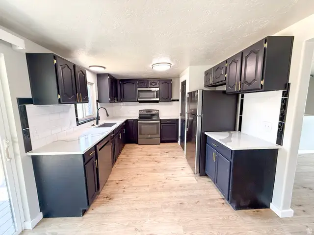 100 N 450 W, Layton, UT 84041 - #3