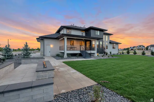 165 S Farmhouse Cir, Kaysville, UT 84037 - #2
