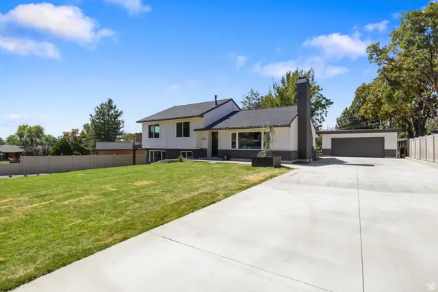 4554 S Willow Rd, Holladay, UT 84124 - #3