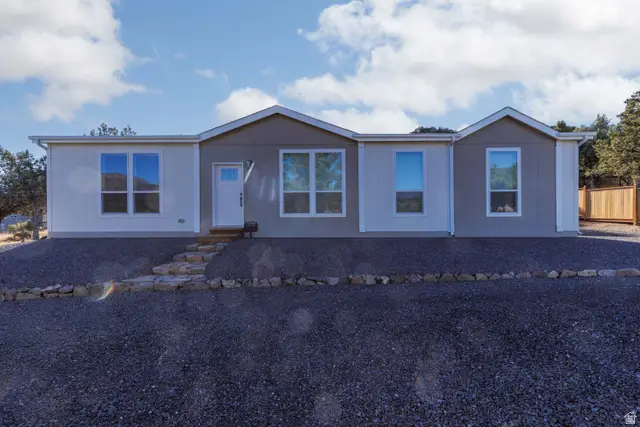 183 N Matt Dillon Trl, Central, UT 84722 - #3