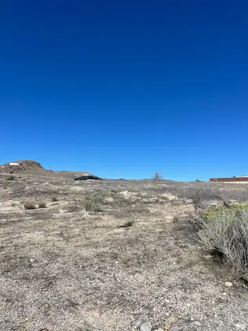 48 W 400 N, Moroni, UT 84646