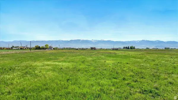 4860 W 12200 N #3, Cornish, UT 84308