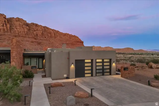 705 N Sanctuary Pl, Ivins, UT 84738 - #2
