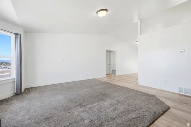 2102 E 1820 S, Vernal, UT 84078 - #2