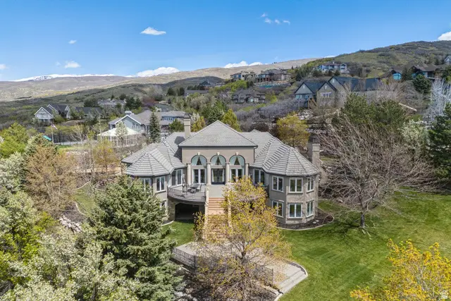 1714 Ridge Point Dr E, Bountiful, UT 84010 - #3