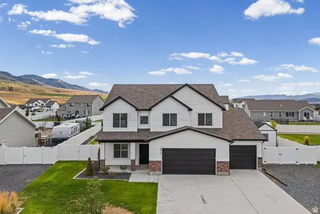 1312 E 425 S, Hyrum, UT 84319 - #2
