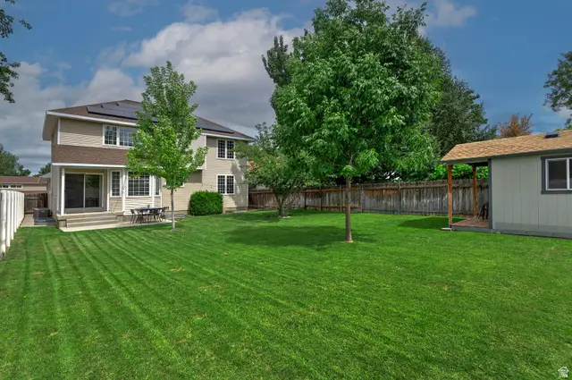 236 E Ashbrook Cir, Midvale, UT 84047 - #3