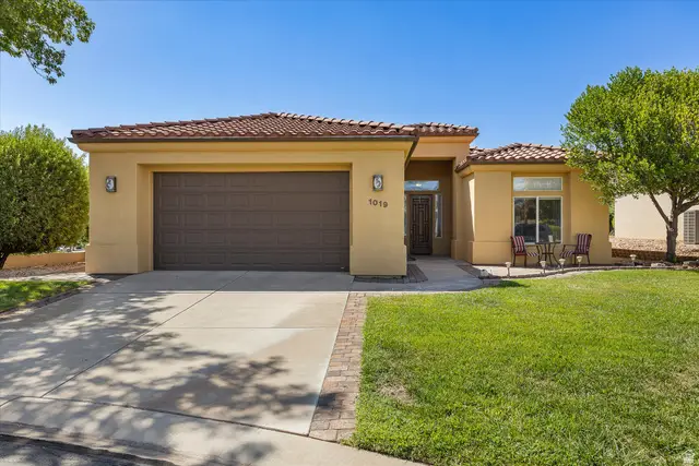 1019 W Shadow Ridge Dr, Washington, UT 84780 - #1