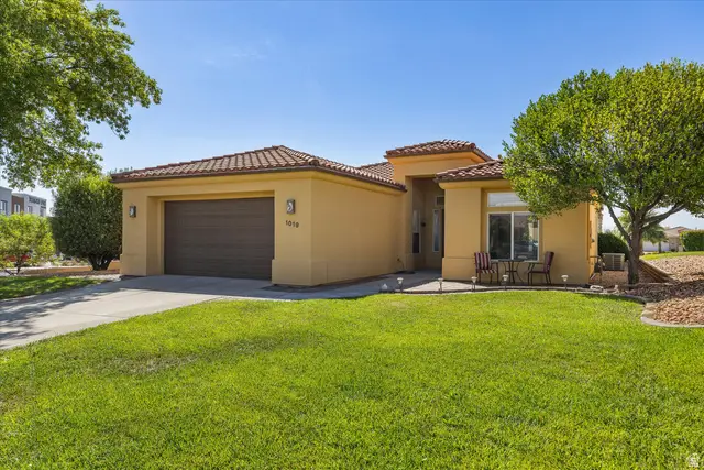 1019 W Shadow Ridge Dr, Washington, UT 84780 - #2
