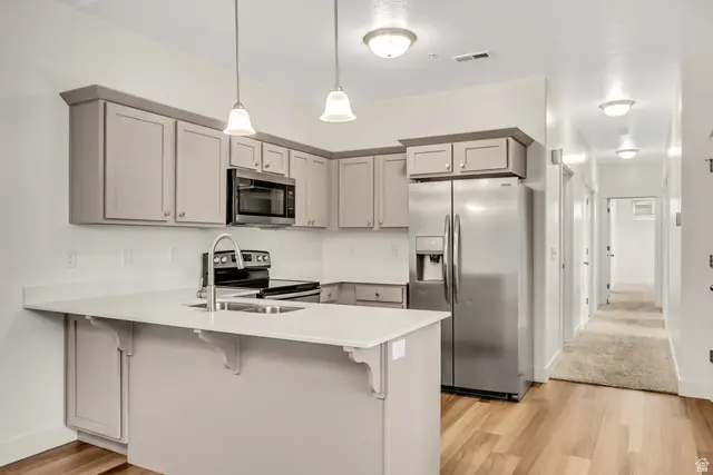 563 N 360 W, Vineyard, UT 84059 - #3