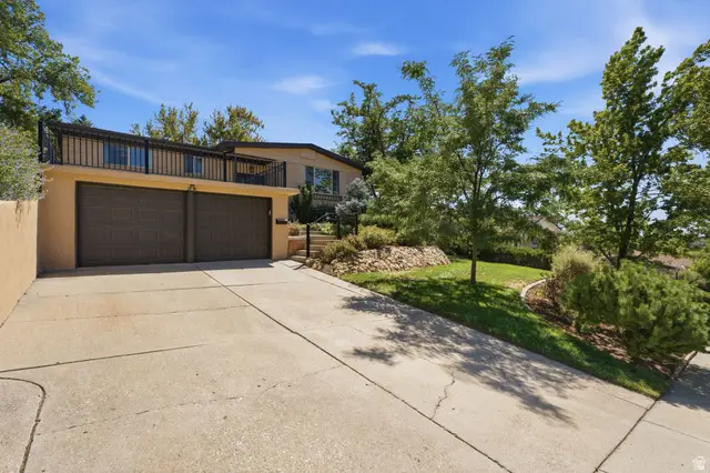 7877 S Nantucket Dr, Cottonwood Heights, UT 84121 - #2