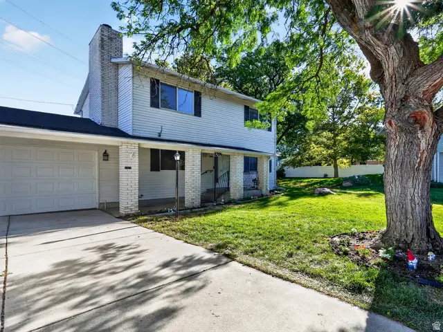 8209 S Valencia Pl, Sandy, UT 84093 - #3