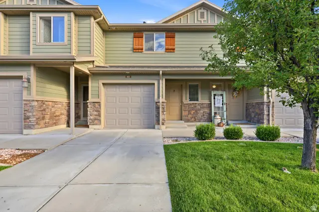 1852 E Whitetail Dr, Layton, UT 84040 - #2