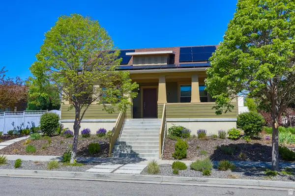 10398 S Martings Dr, South Jordan, UT 84009