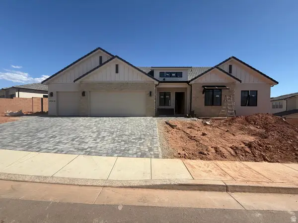 1948 N Rimview Dr, Washington, UT 84780