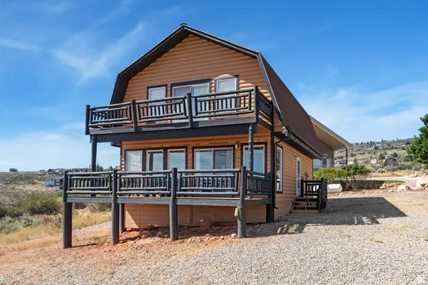 410 W Yarrow Dr, Garden City, UT 84028