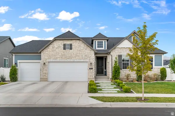 3864 W Safflower Dr, Lehi, UT 84043