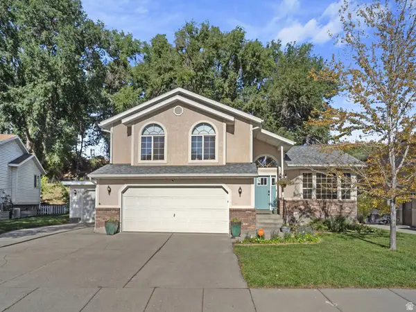 5554 S Edgeberry Dr, Murray, UT 84123