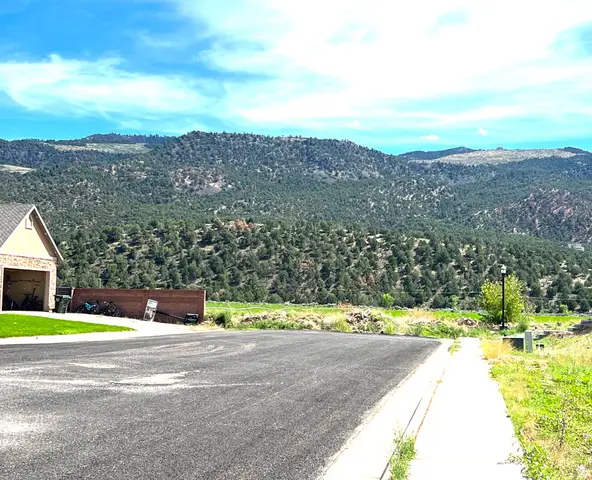 Stillwater Ests #11, Parowan, UT 84761