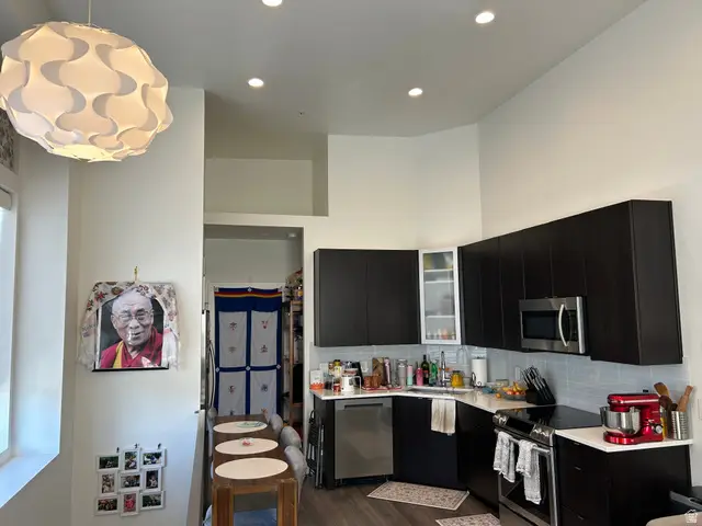 7693 S Navarro View Ct. W, Midvale, UT 84047 - #2