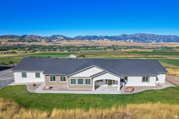 8561 S Horizon Dr, Paradise, UT 84328