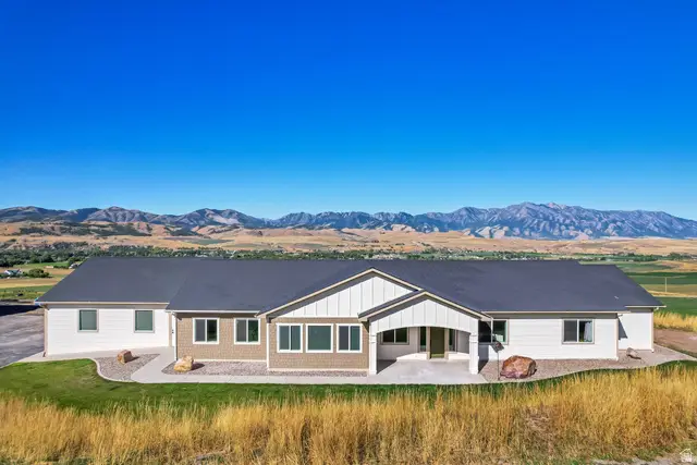 8561 S Horizon Dr, Paradise, UT 84328 - #2