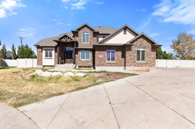 27 S 3475 W, Layton, UT 84041 - #1
