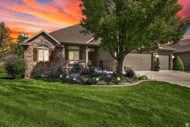 516 N Wilcox Way E, Layton, UT 84040 - #3