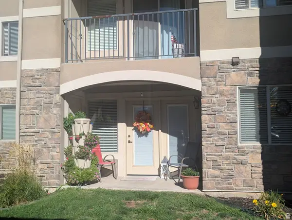 917 S Main St #D, Layton, UT 84041