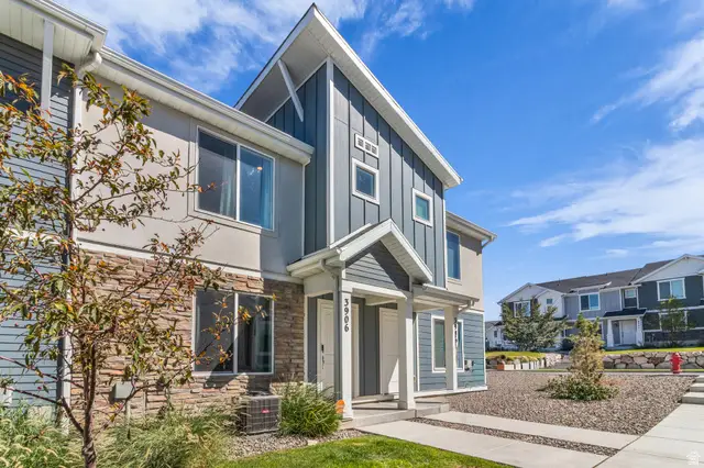 3906 S Bowie Dr, Magna, UT 84044 - #2