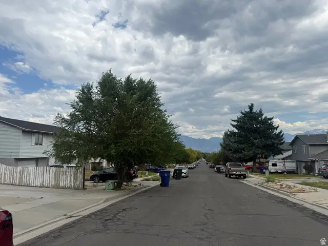 5128 W Longmore Dr S, Salt Lake City, UT 84118 - #2