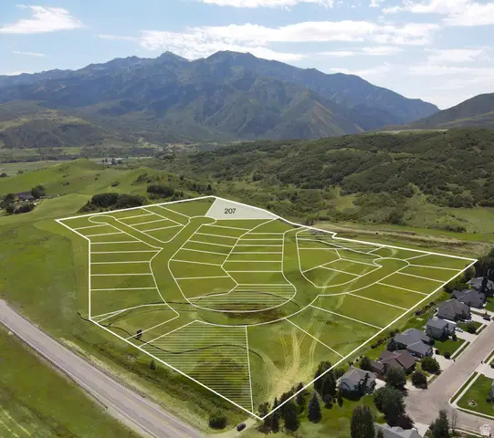 6689 N De Moisy Peak Cir #207, Mountain Green, UT 84050