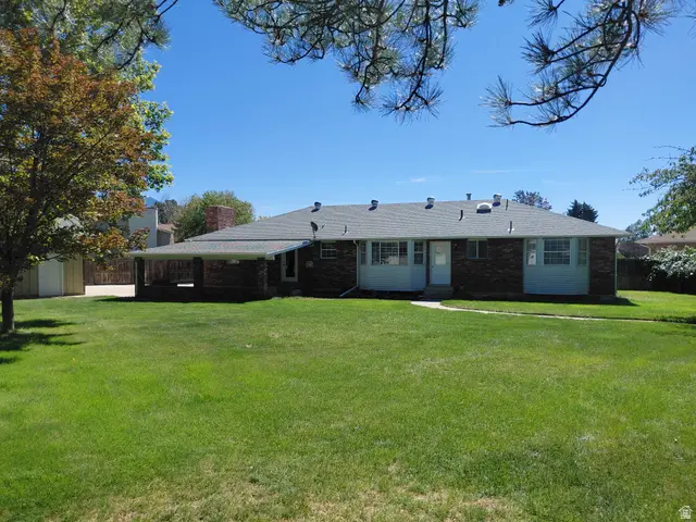 10504 S Highline Cir, South Jordan, UT 84095 - #3