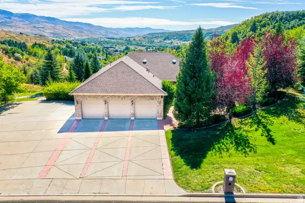 6001 Wasatch Dr, Mountain Green, UT 84050