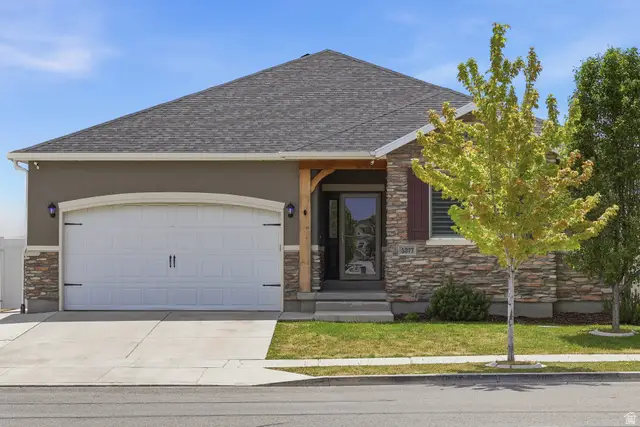 5377 W Iron King Dr, Herriman, UT 84096 - #1