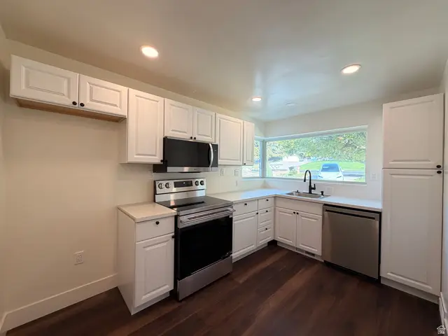 2928 S Davis Blvd, Bountiful, UT 84010 - #3