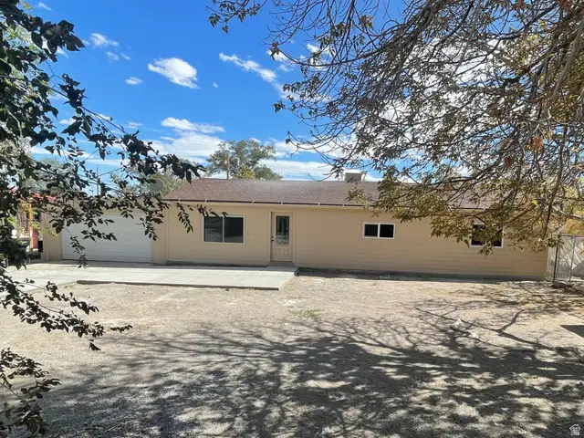 634 Toana St, Wendover, UT 84083 - #1