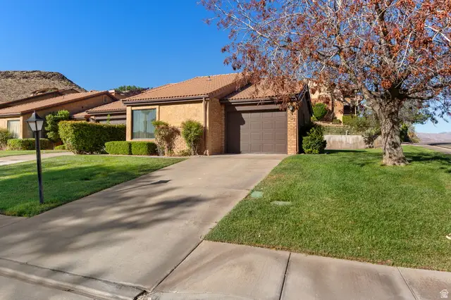 637 N Ridge View Dr, Saint George, UT 84770 - #3