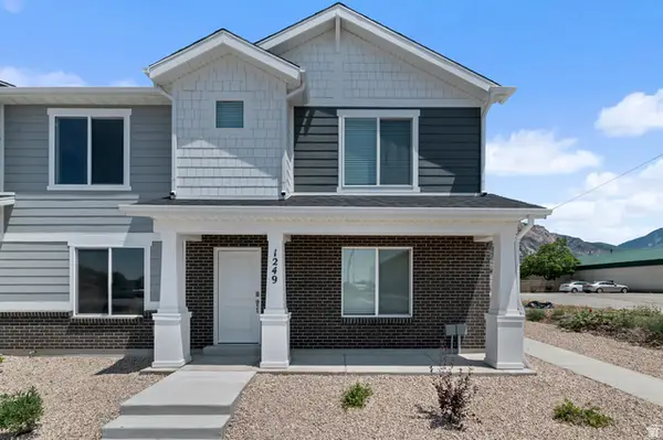 269 E 1235 St N #204, Harrisville, UT 84404