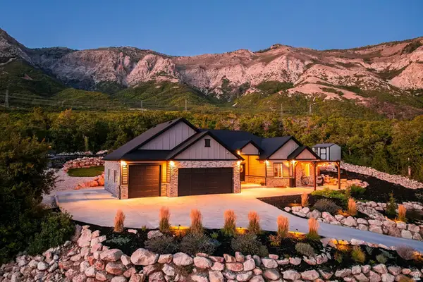 894 E Nebo S, North Ogden, UT 84414