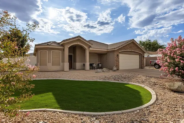125 S 800 W, Hurricane, UT 84737 - #1