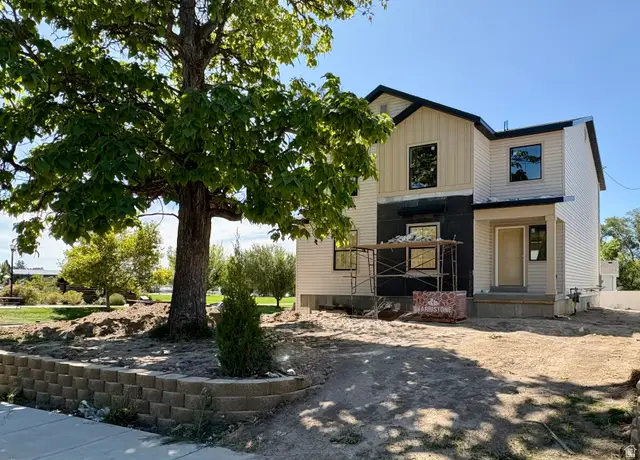 97 E Crestwood, Kaysville, UT 84037 - #1