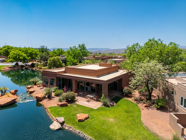 2255 N Tuweap Dr #11, Saint George, UT 84770 - #2