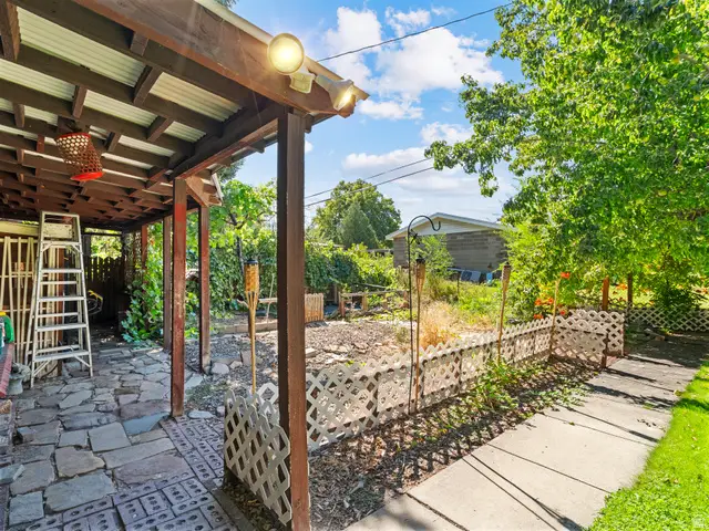 576 E 3635 S, South Salt Lake, UT 84106 - #3