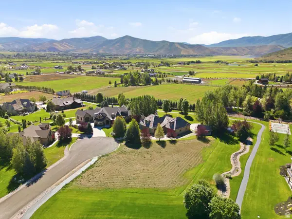 1040 S Mont Blanc Ct, Midway, UT 84049