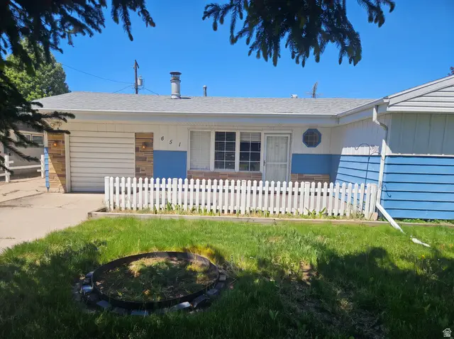 651 Sherwood Dr, Layton, UT 84041 - #1