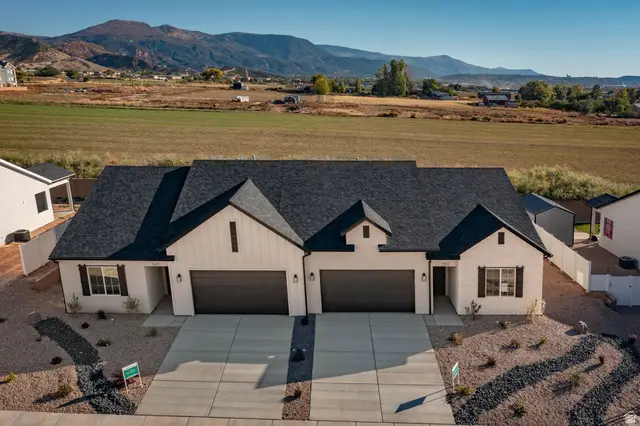 355 W Rosie Loop, Cedar City, UT 84721 - #3