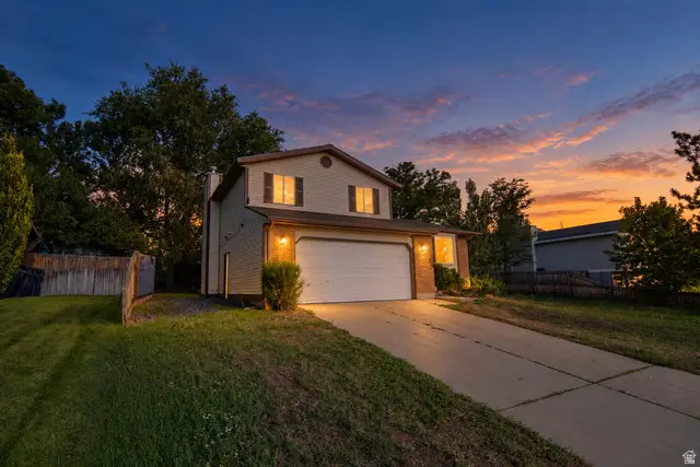 10273 S Countrywood Dr, Sandy, UT 84092 - #2