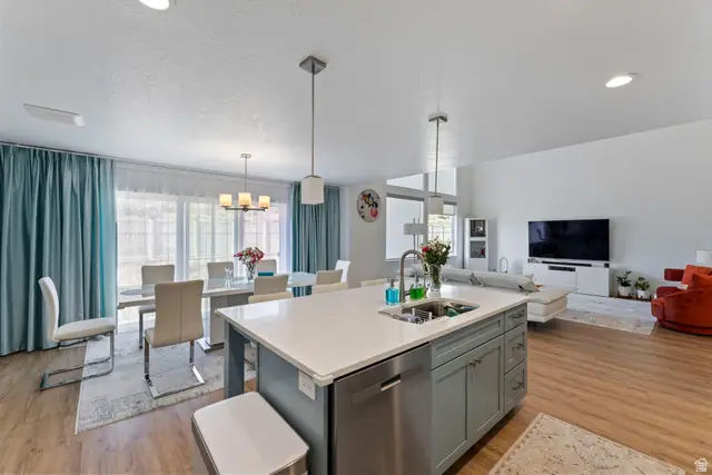 627 N Bennedict Dr #207, Saratoga Springs, UT 84045 - #2